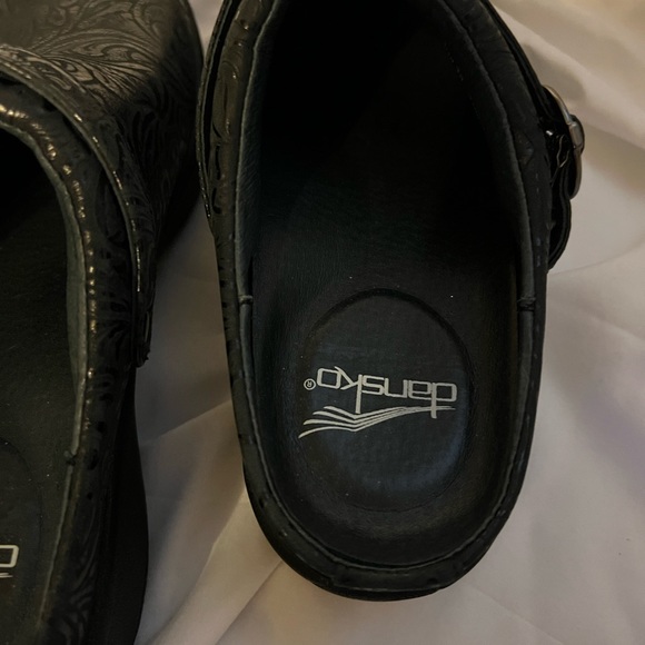 EUC Dansko clogs or mules. Size 38. - Picture 8 of 13